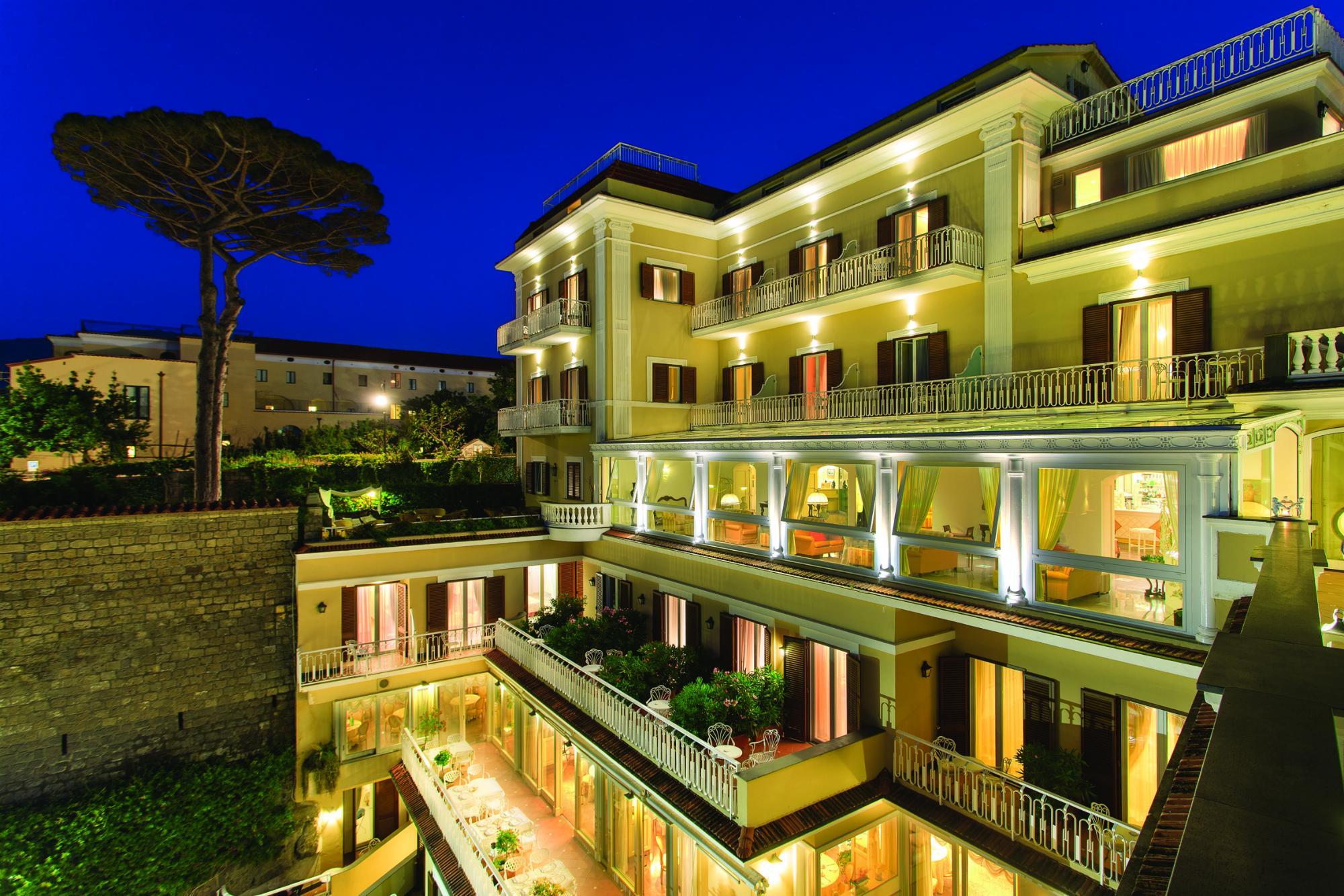 Hotel Corallo Sorrento Sant'Agnello Exteriör bild