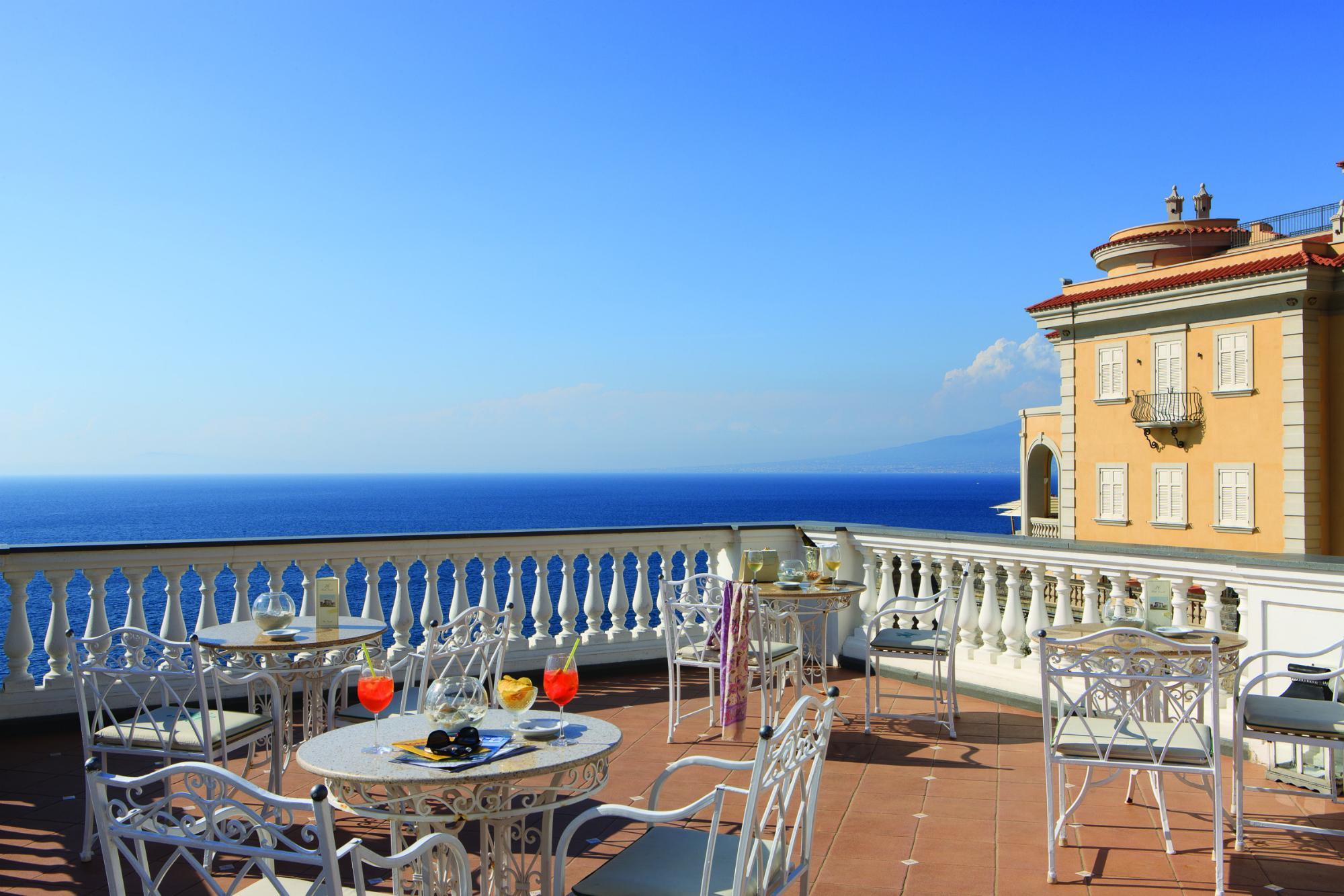 Hotel Corallo Sorrento Sant'Agnello Exteriör bild