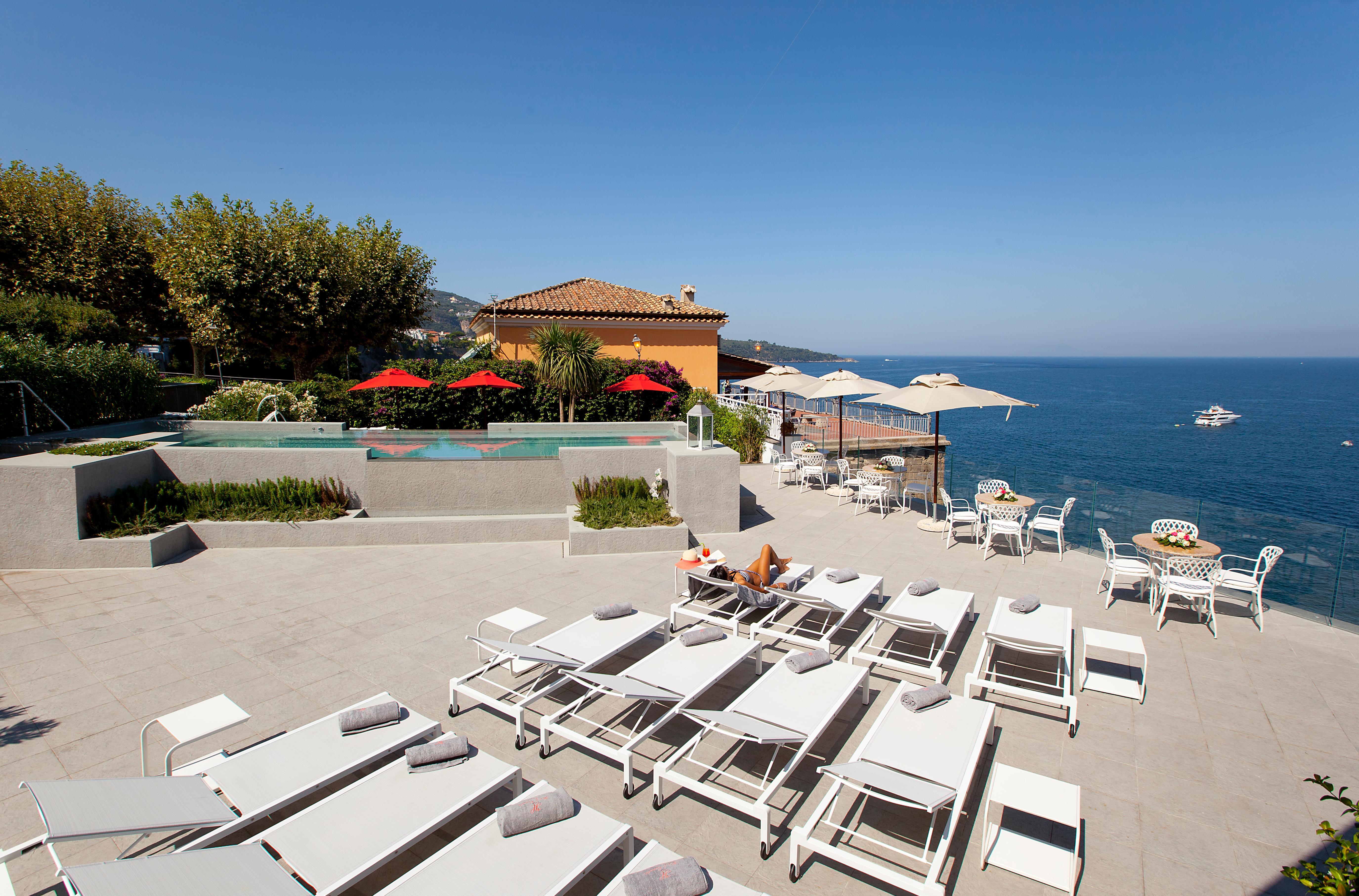 Hotel Corallo Sorrento Sant'Agnello Exteriör bild