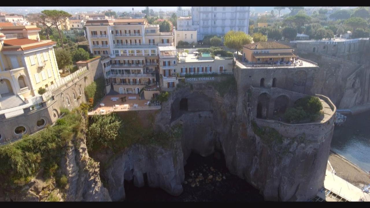 Hotel Corallo Sorrento Sant'Agnello Exteriör bild