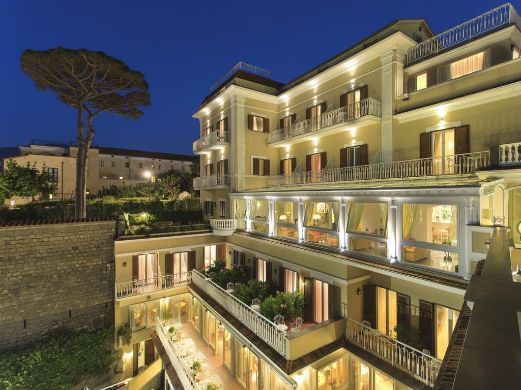 Hotel Corallo Sorrento Sant'Agnello Exteriör bild